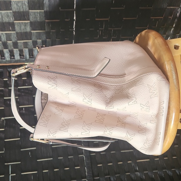 Michael korrs purse - Picture 2 of 16